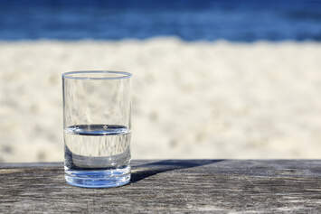 生活に使える水は0.01%？飲めない海水を安全に飲む方法の画像（がぞう）